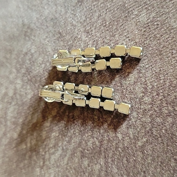 Vtg 1950s Art Deco Rhinestone Old Hollywood Castlecore Dangle Clip-on Earrings - Picture 4 of 5